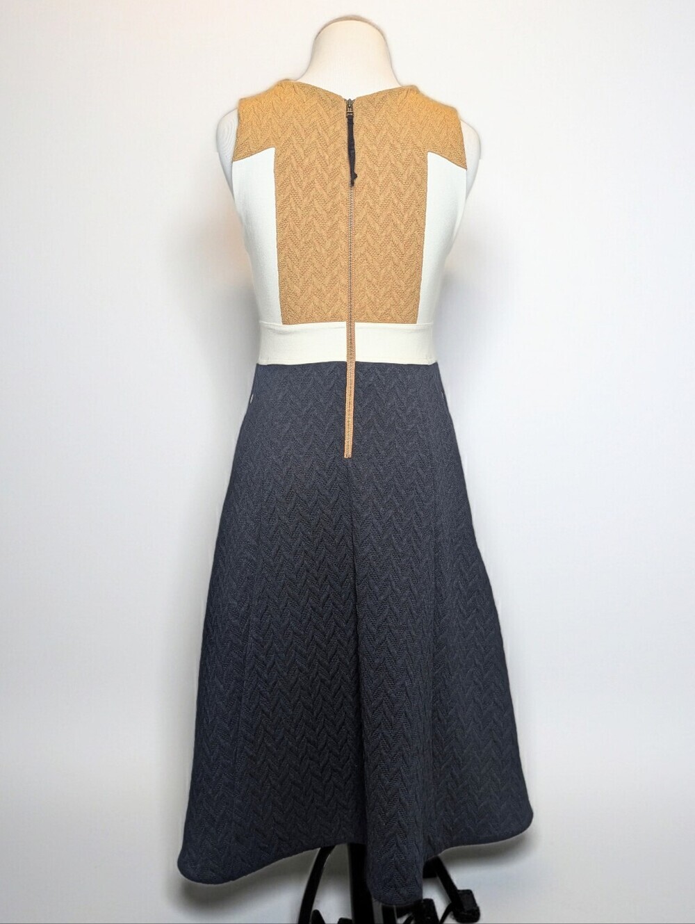 Maeve Dress Midi Cable Knit Sleeveless Zip Color Block Cream Tan Pockets Size 0 - Picture 5 of 9